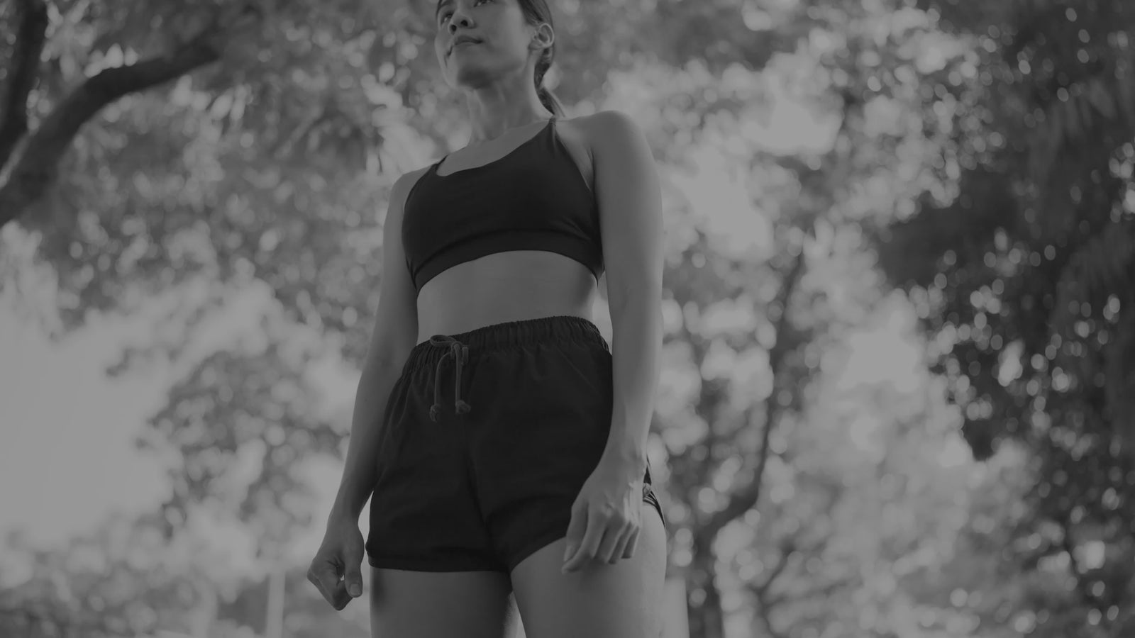 woman in sports outfit exercising
